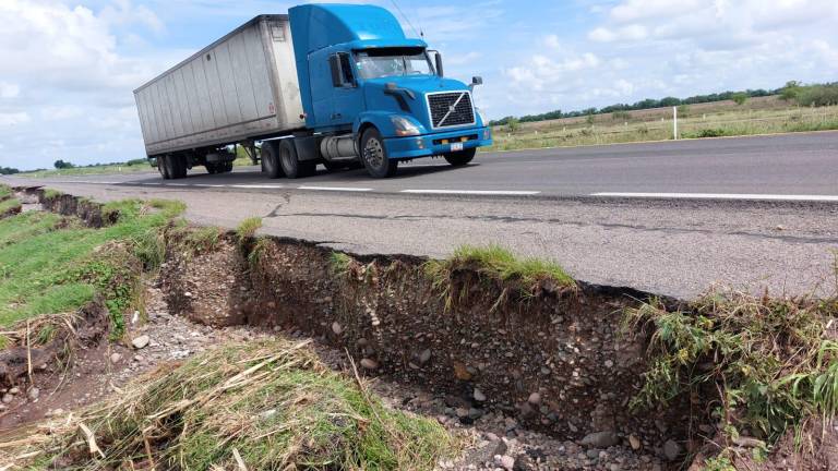 Destrozada la maxipista Culiacán-Mazatlán tras el paso de ‘Nora’