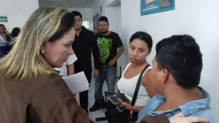 La Gobernadora habló con los familiares de Ramiro y Grecia Guadalupe para brindar su apoyo.
