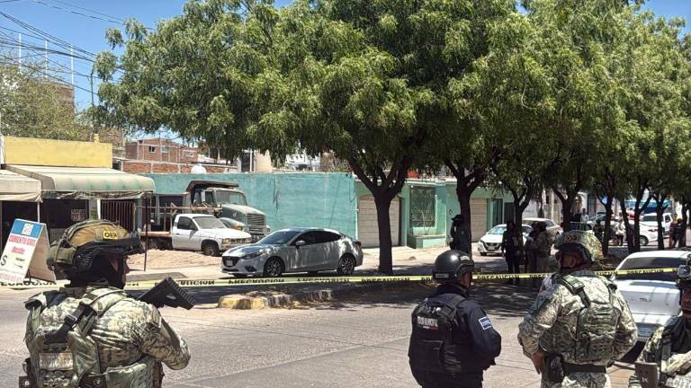 El docente fue localizado sin vida dentro de un automóvil con impactos de bala en la colonia Pedregal del Humaya.