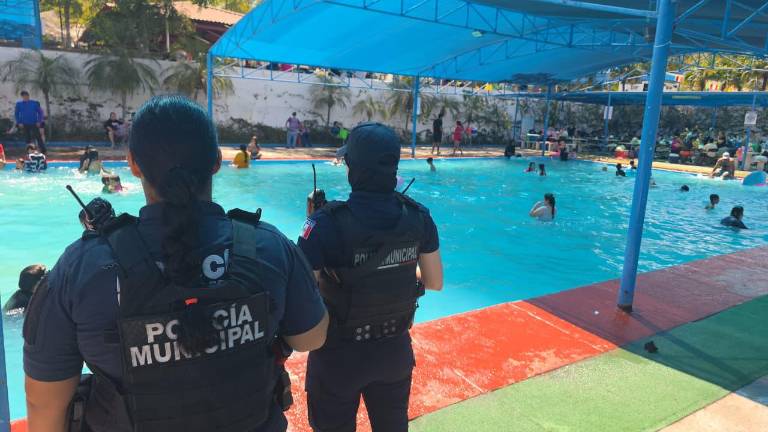 Autoridades mantuvieron vigilancia en parques y centros recreativos de Culiacán durante el Sábado Santo.