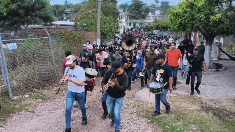 Chametla celebra con gran asistencia el Festival Cultural por el 495 Aniversario.