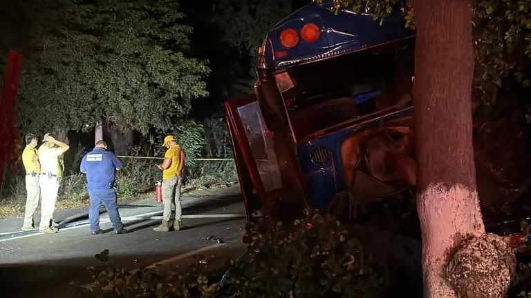El accidente ocurrió este miércoles sobre la carretera Culiacán-Navolato, a la altura de Yebavito.