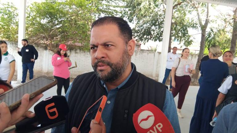 Moisés Ríos Pérez, Secretario del Ayuntamiento de Mazatlán.