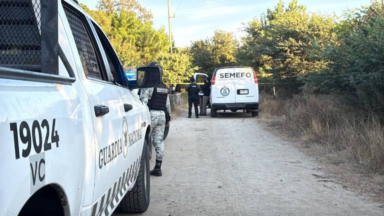Un hombre asesinato y con signos de violencia fue localizado en San Pedro, Navolato.
