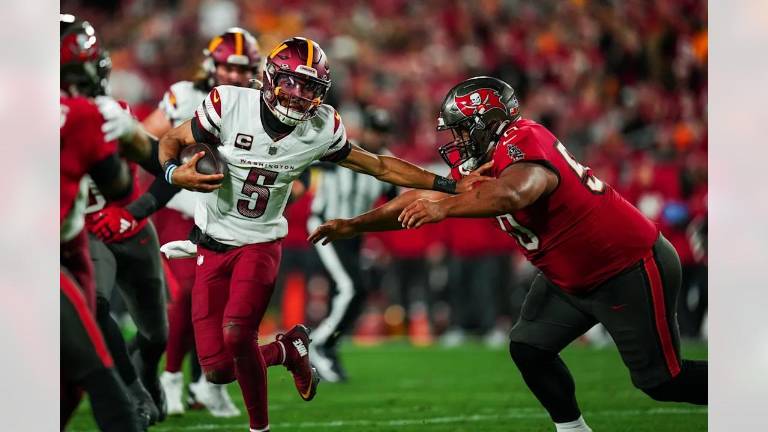 Washington Commanders gana sobre el final.