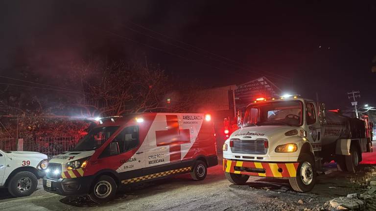 El hecho fue reportado en un inmueble ubicado detrás de un almacén sobre la calle 5 de Mayo, cerca de las vías del ferrocarril.