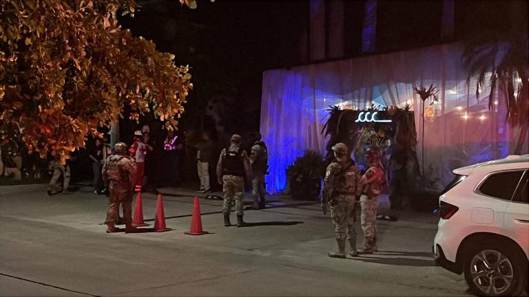 El ataque contra el bombero ocurrió frente a la caseta de la Policía Municipal en la colonia Guadalupe.