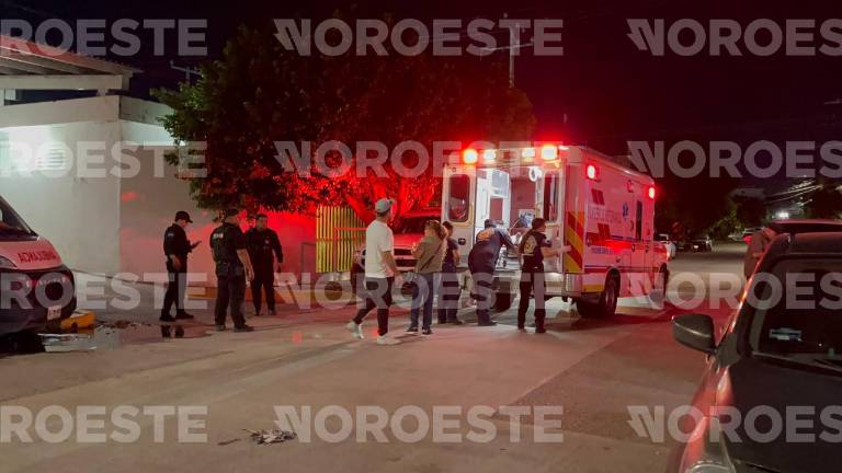 La víctima resultó con una herida de bala en la pierna.