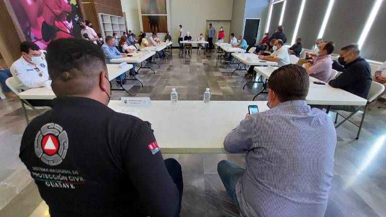 Integrantes de los consejos Municipal de Salud y Ciudadano para Mitigar los Efectos del Covid-19 acordaron algunas medidas restrictivas.