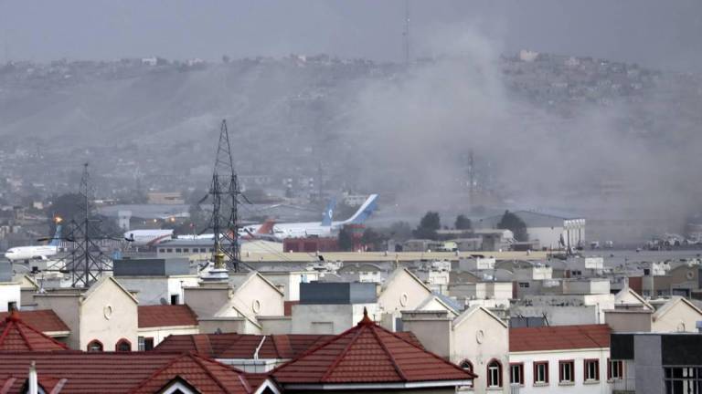 Sube a 170 la cifra de muertos por atentados en Kabul