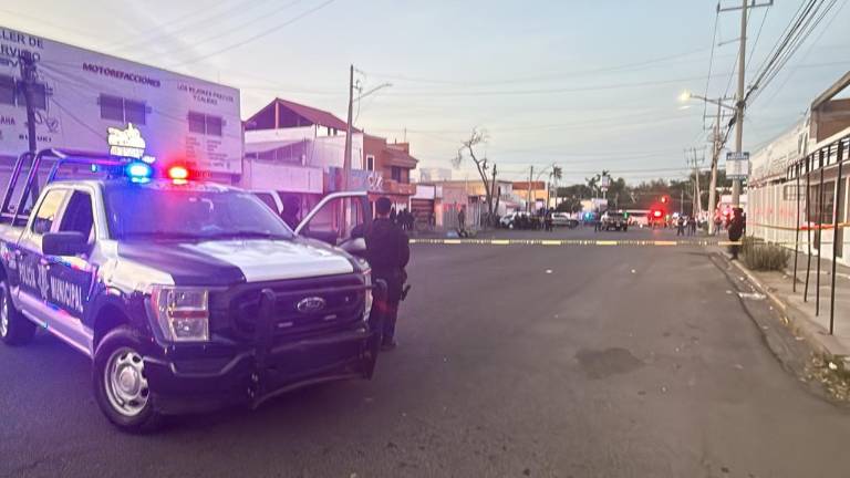 La agresión ocurrió sobre la avenida Venustiano Carranza, entre la calle Ángel Flores y Abraham González.