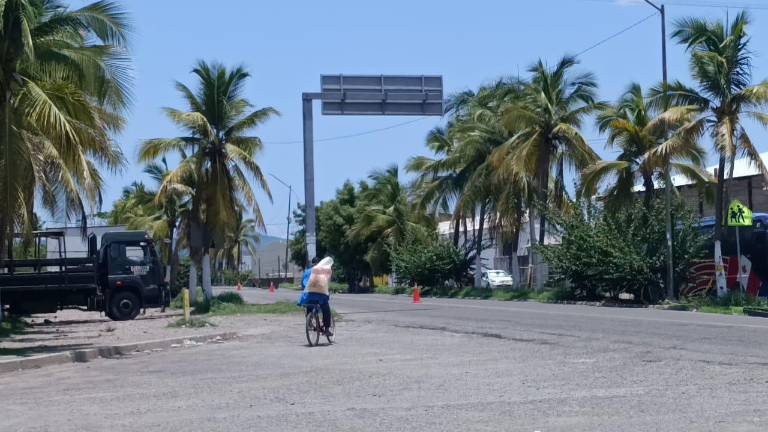 Tras los operativos del jueves, en Escuinapa se han mantenido los operativos de corporaciones federales.