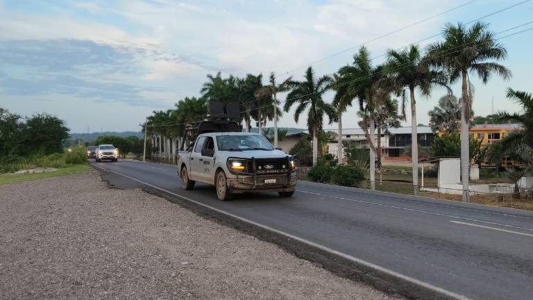 Personal de la Secretaría de Marina participa en los operativos de seguridad en Rosario.