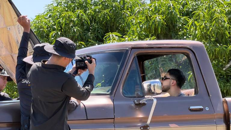 La grabación del videoclip incluyó tomas en la carretera estatal a la Isla de la Piedra, las zonas de palmeras y el área de playa.