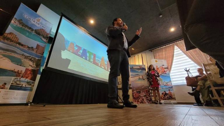 Comparten experiencias de turismo agentes de Sinaloa y Jalisco