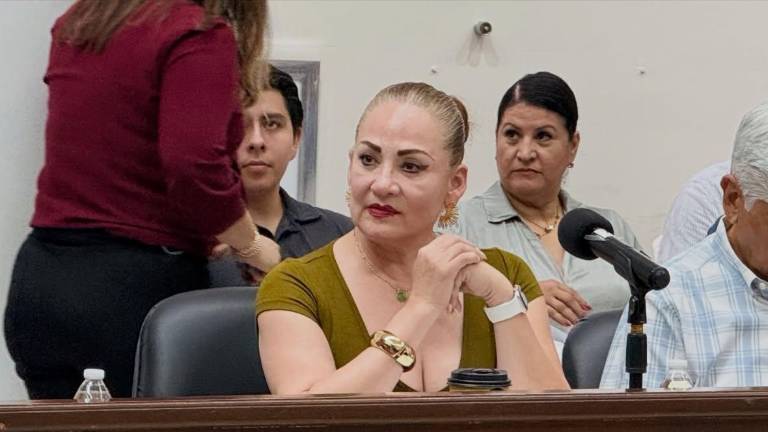 La Regidora por el PRI Maribel Chollet Morán reclamó que el Gobierno de Mazatlán no actúe ante la denuncia por acoso contra funcionario de Seguridad Pública.