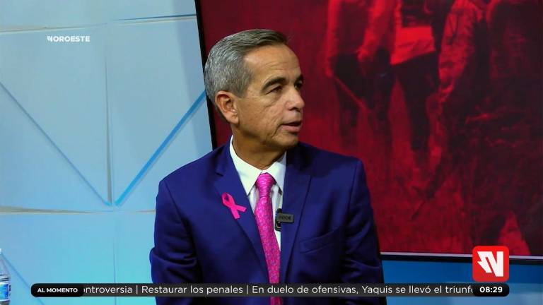 Manuel Arturo Acosta Alfaro, especialista en cáncer de mama, explica el uso de la inteligencia artificial para diagnósticos.