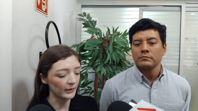 Michelle Esquerra y Rafael Sánchez, presentaron una queja ante la Comisión Estatal de Derechos Humanos por la muerte de Juan Carlos.