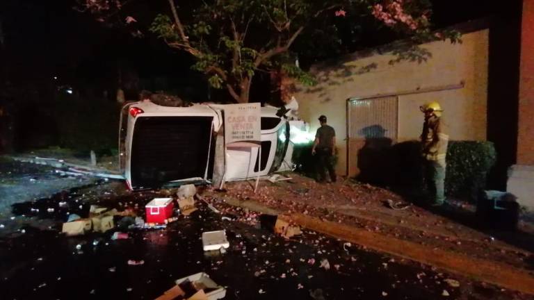 Cinco jóvenes se accidentan en el sector de Colinas de San Miguel, en Culiacán