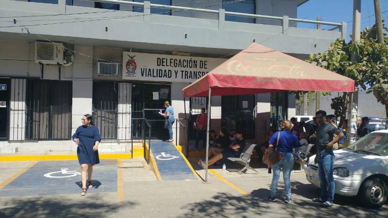 Este sábado, domingo y lunes las oficinas de Vialidad y Transporte en Mazatlán y Recaudación de Rentas trabajarán para que los contribuyentes hagan sus trámites.