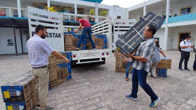 Los equipos serán para las primarias Democracia, Candelario Aceves Uriarte y el kínder Jesús García.