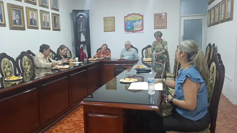 La primera convocatoria a la Sesión Extraordinaria de Cabildo de Escuinapa se canceló ante la ausencia de regidores.