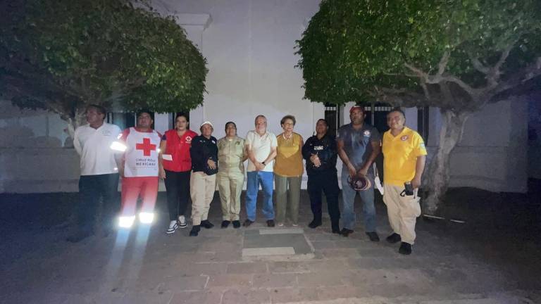 Integrantes del Consejo Municipal de Protección Civil de Escuinapa se reunieron para coordinar acciones preventivas ante la tormenta tropical Raymond.