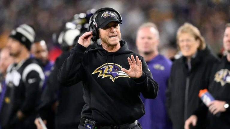 John Harbaugh está siendo pretendido por varios equipos para el puesto de head coach.