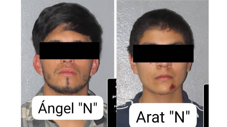 La detención de los jóvenes se realizó en la colonia Gabriel Leyva, donde les aseguraron armas de fuego.