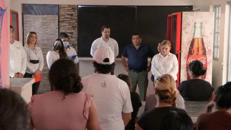 DIF Mazatlán visita módulo de internas del penal de El Castillo