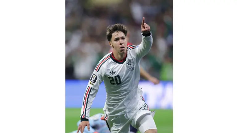 Mateo Chávez marca por México.