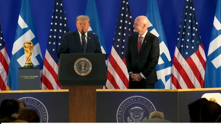 Donald Trump en la recepción de FIFA.