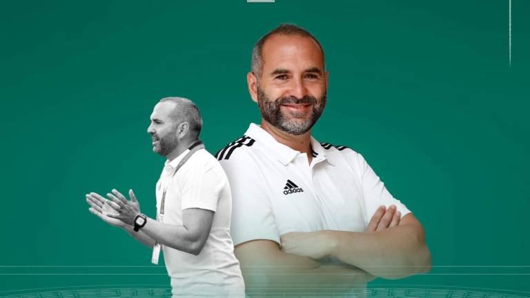 Pedro López dirigirá al Tri femenil.