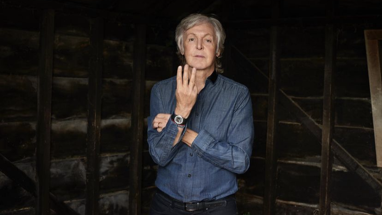 Rejuvenecido Paul McCartney estrena video del tema ‘Find My Way’, en colaboración con Beck.