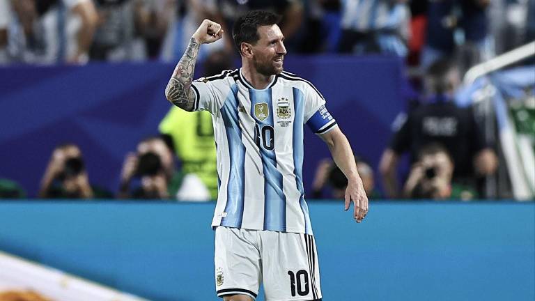 Lionel Messi guio el triunfo de Argentina ante Argelia.