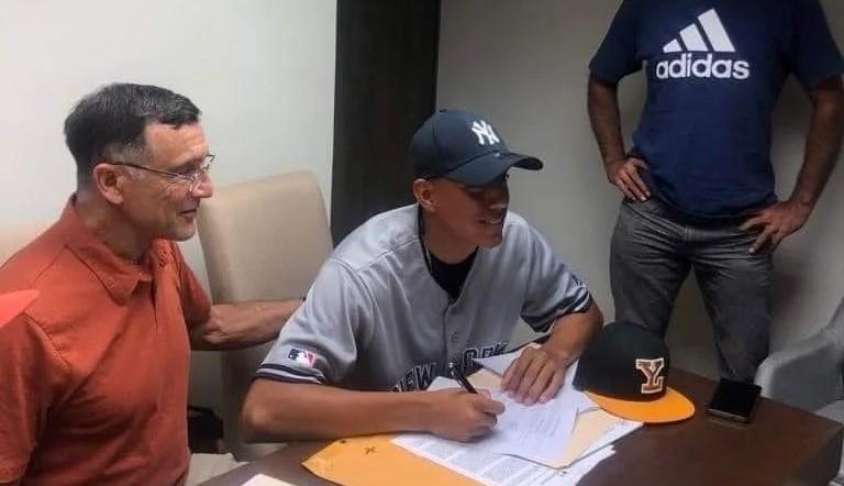 Rosarense Jorge Aldair Luna firma con Yanquis de Nueva York