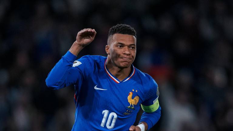 Kylian Mbappé encabeza la convocatoria.