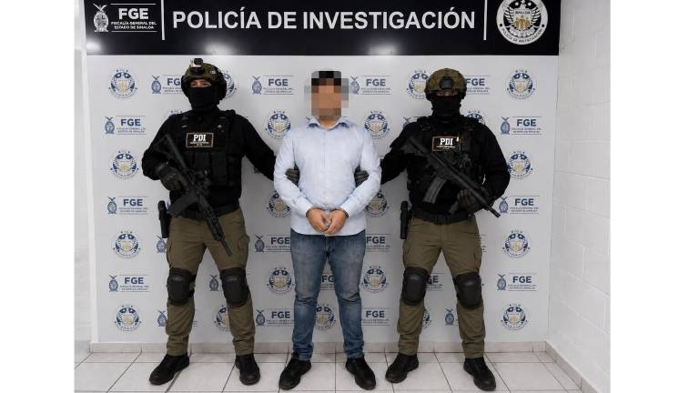 El detenido y las autopartes quedaron a disposición de las autoridades.