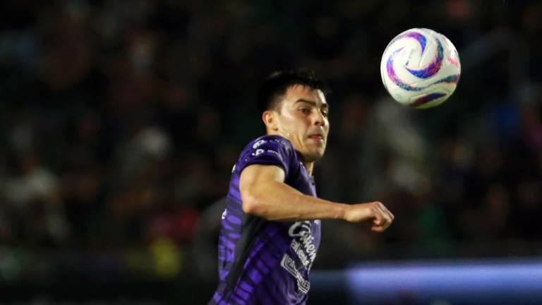 Facundo Almada, la muralla de Mazatlán en el XI ideal de la Jornada 6