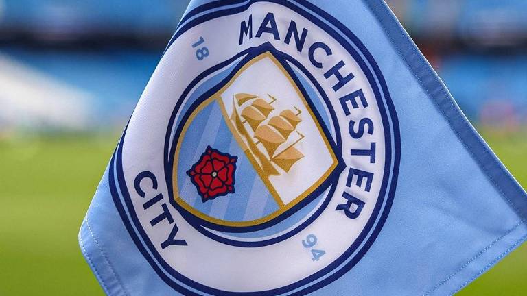 Manchester City fue encontrado culpable por irregularidades financieras.
