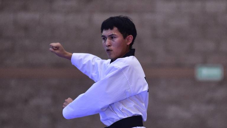 El municipio de Eldorado se consolidó como potencia en el poomsae de taekwondo al conquistar tres medallas de oro en la fase estatal en Culiacán.