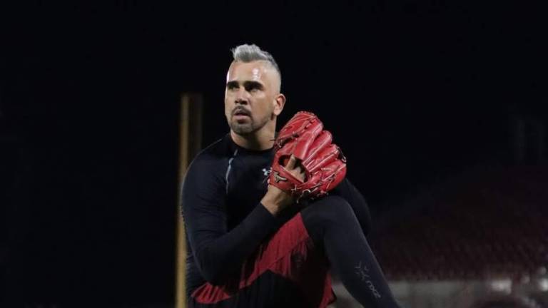 Óliver Pérez se incorpora a Tomateros.