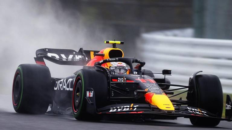Checo Pérez finaliza cuarto en segunda práctica previa al Gran Premio de Japón