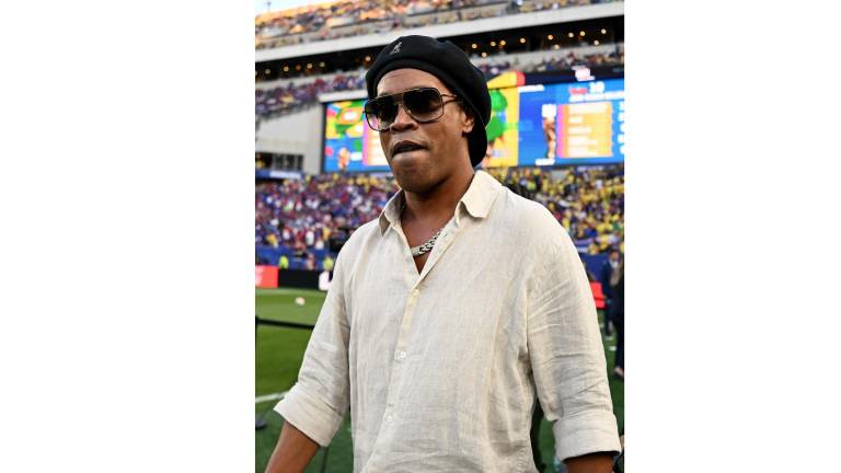 Ronaldinho vuelve al futbol.