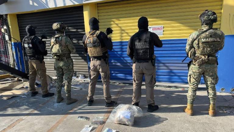 El inmueble y los efectos asegurados fueron puestos a disposición de las autoridades competentes para determinar su situación jurídica.