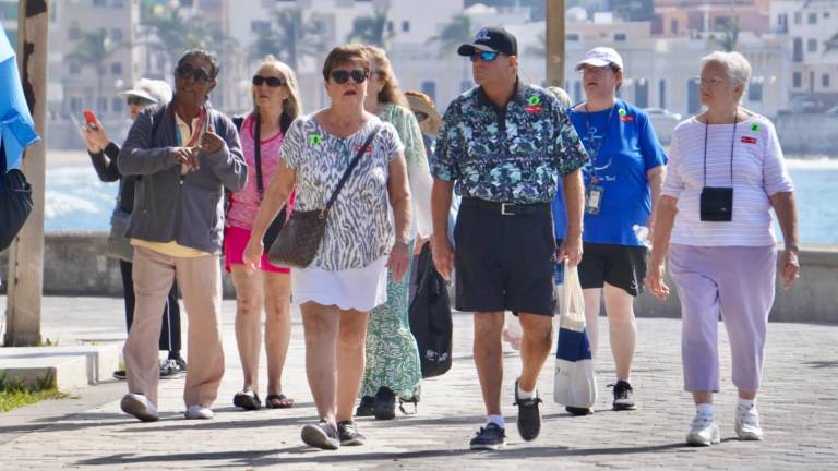 La Secretaría de Turismo de Sinaloa destacó buenas expectativas para el cierre de 2025 en Mazatlán, impulsadas por la llegada de turismo internacional y nacional.