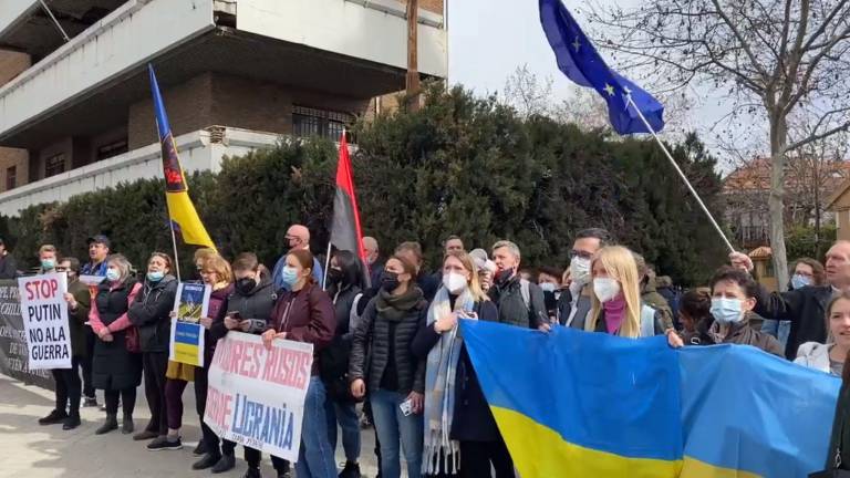 En la Embajada de Rusia, en España, se hizo una protesta.