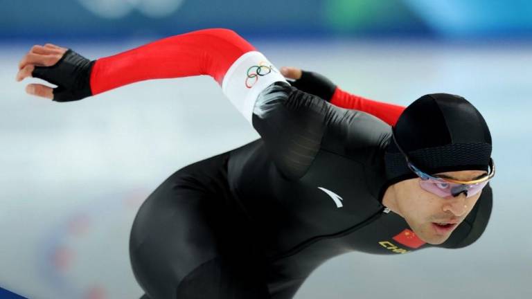 Ning Zhongyan rompe récord olímpico y gana el oro en los 1500m de patinaje de velocidad en Milano Cortina 2026