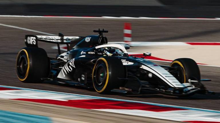 El MAC-26, acrónimo de Mario Andretti Cadillac, en homenaje al campeón mundial de F1 en 1978.