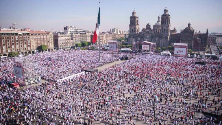 Más de 30 mil asistentes tuvo la clase.